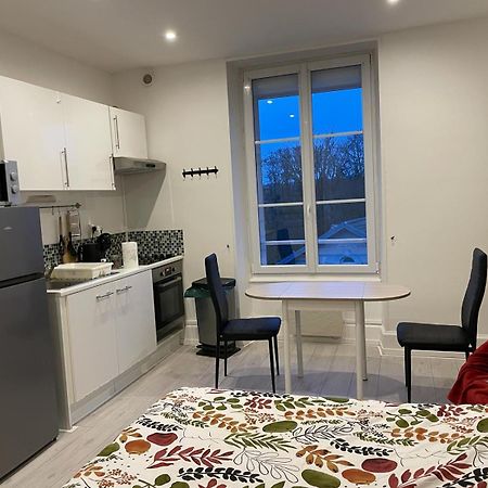 Appartement Studio meublé et lumineux 20m2 à Vittel Extérieur photo